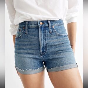 Madewell High Rise Denim Shorts in Malden
